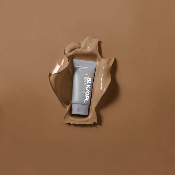 Even True Flawless Liquid Foundation – image 2